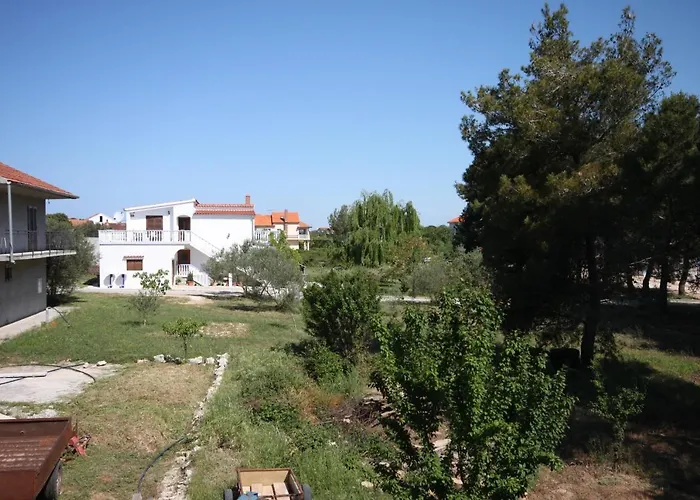 Apartman With A Parking Space Bibinje, Zadar - 6204 Bibinje